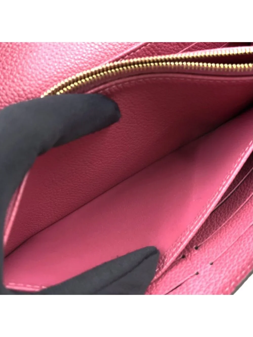 Louis Vuitton Portefeuille Sarah Monogram Empreinte Leather Pink Wallet Gold